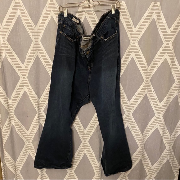 Torrid Relaxed Boot Plus size Jeans